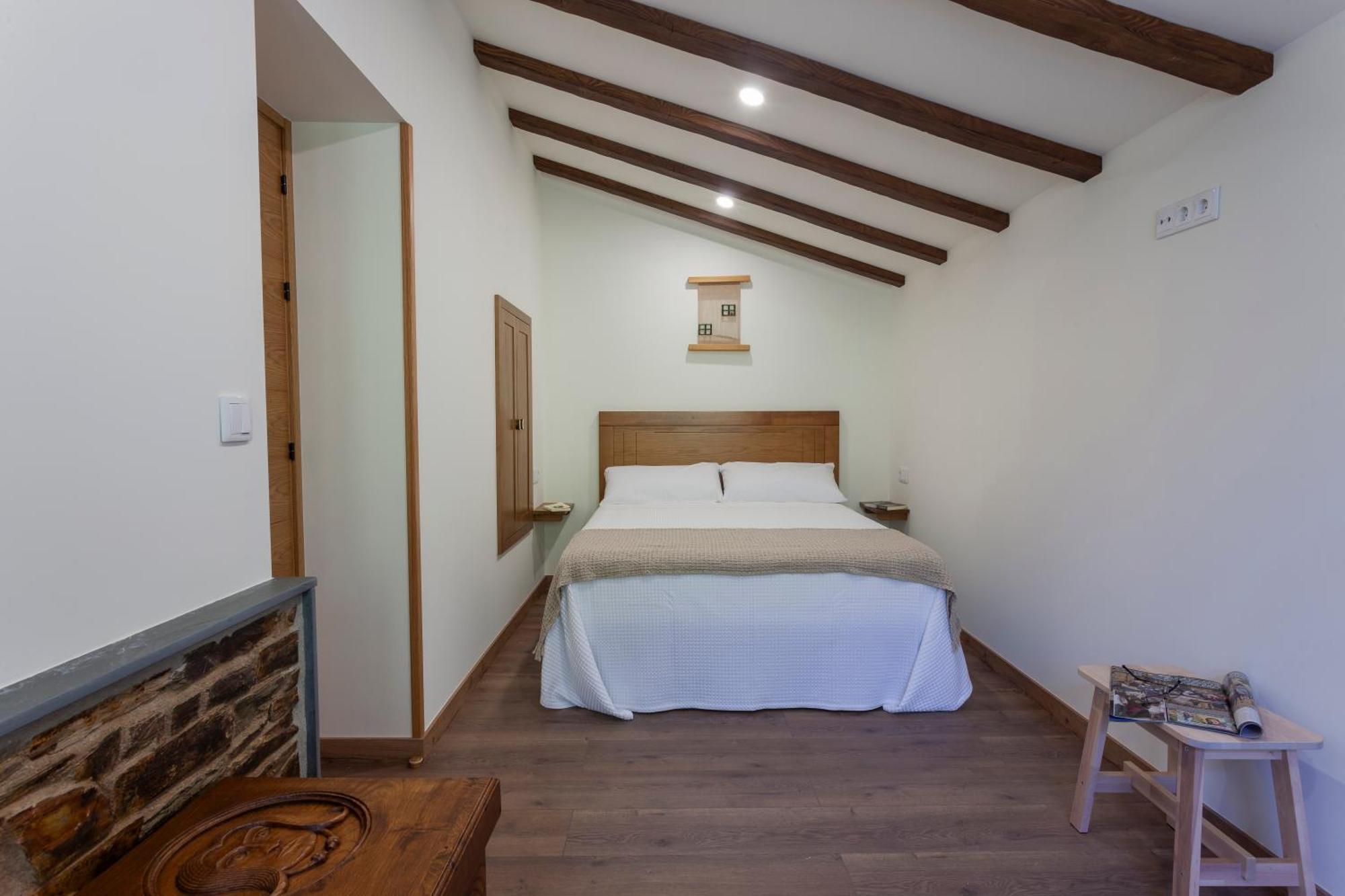 Apartamentos Rurales Tin Turismo Santa Eulalia de Oscos Exterior photo